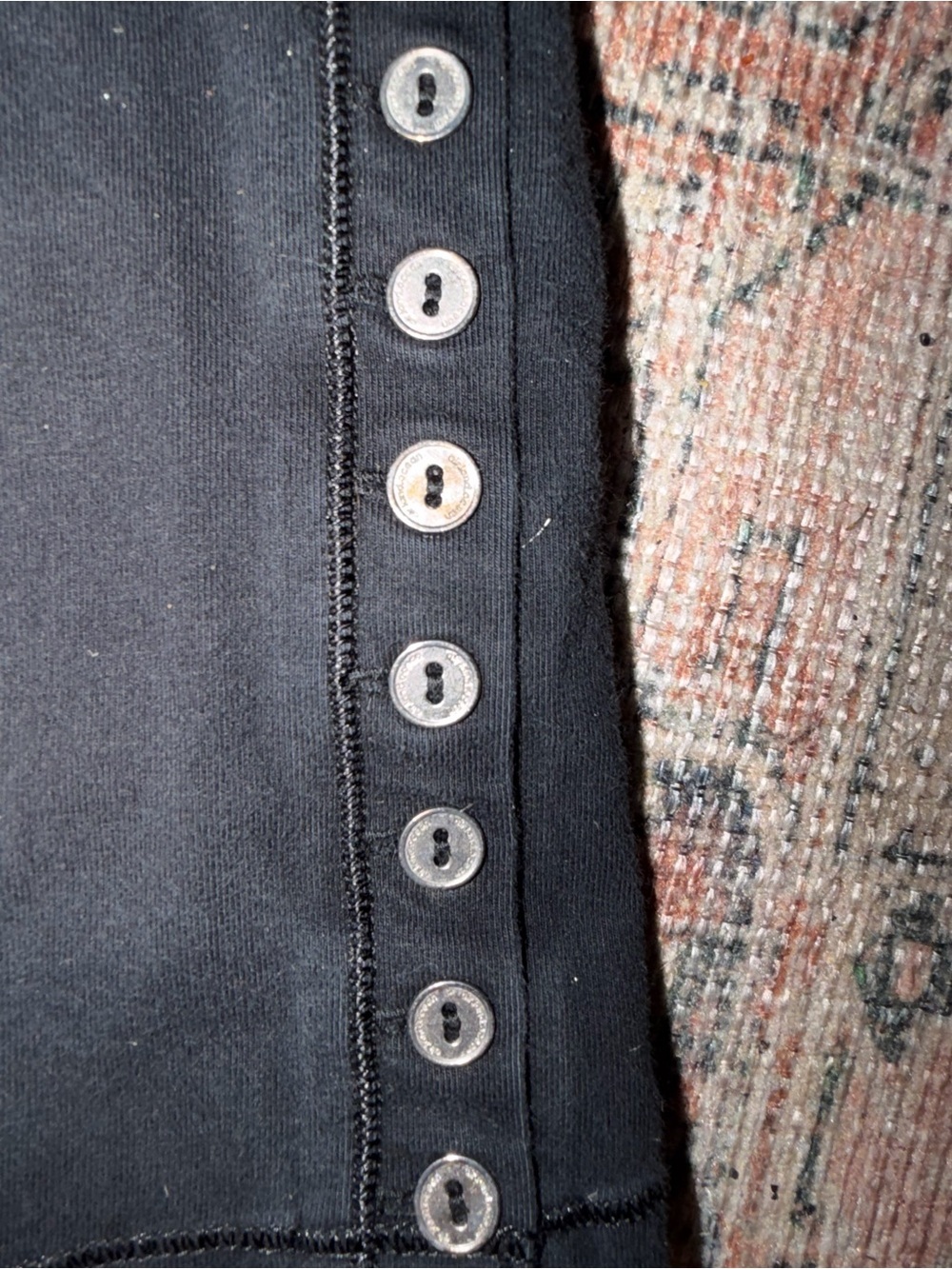 ALO leggings with buttons size medium leggings - Picture 2 of 7